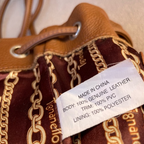 Tignanello • Petite Leather Drawstring Bucket Crossbody Bag & Scarf Bundle - Picture 13 of 14